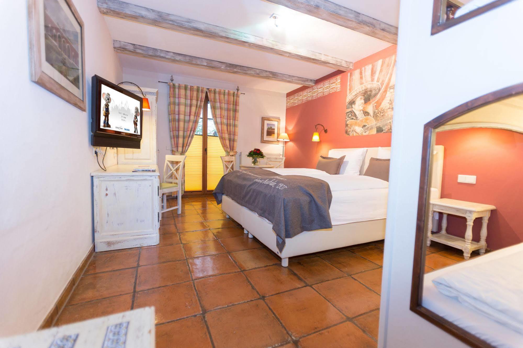 4-Sterne Erlebnishotel El Andaluz, Europa-Park Freizeitpark & Erlebnis-Resort Rust Ngoại thất bức ảnh